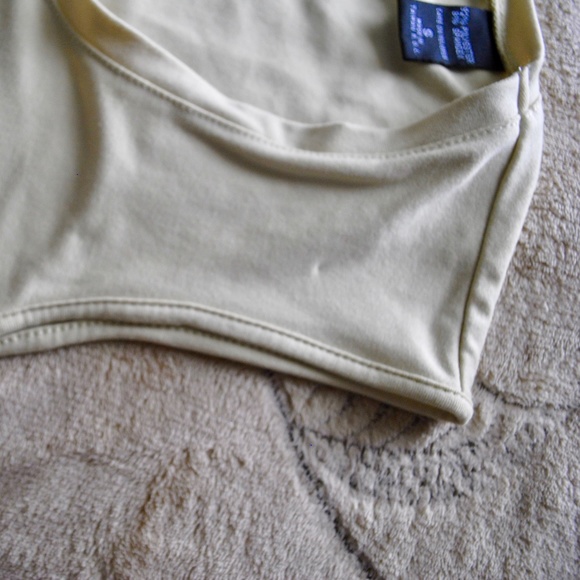 basic tank top - Picture 2 of 4